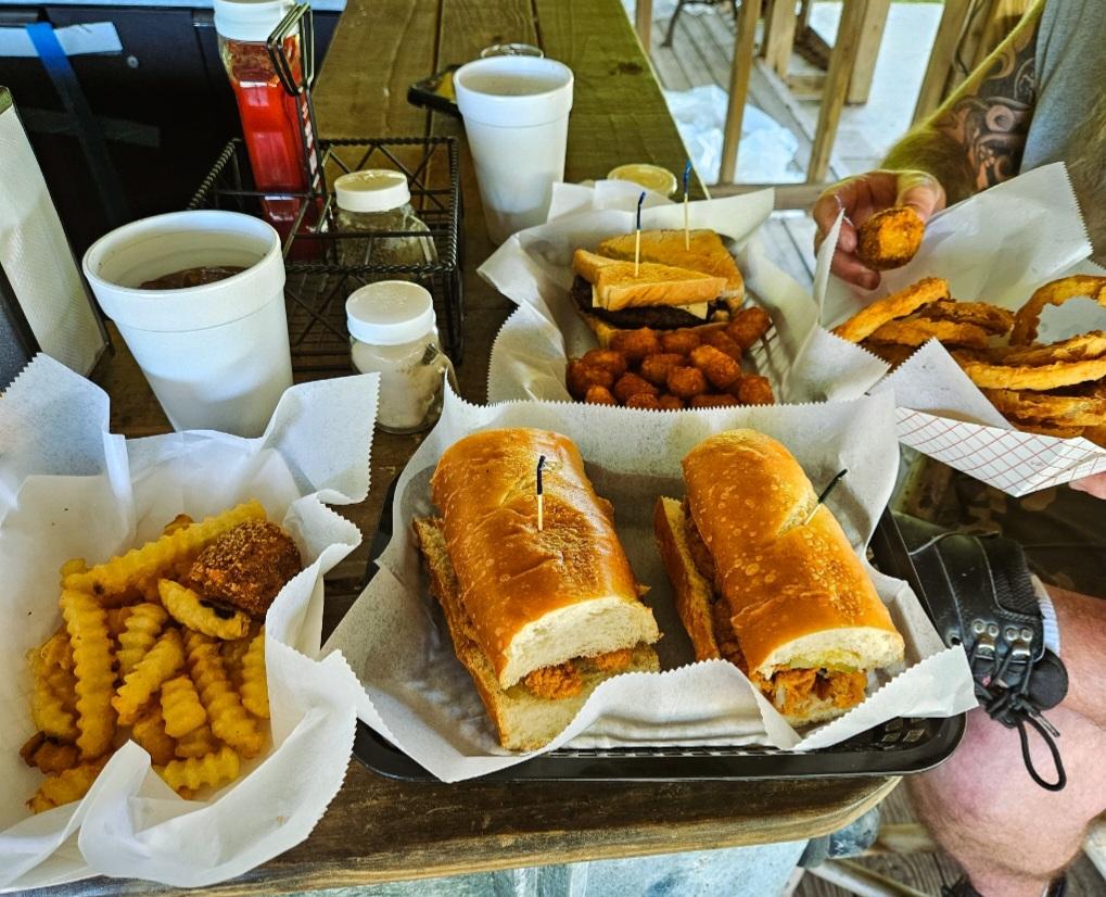 Turtle Landing Bar & Grill